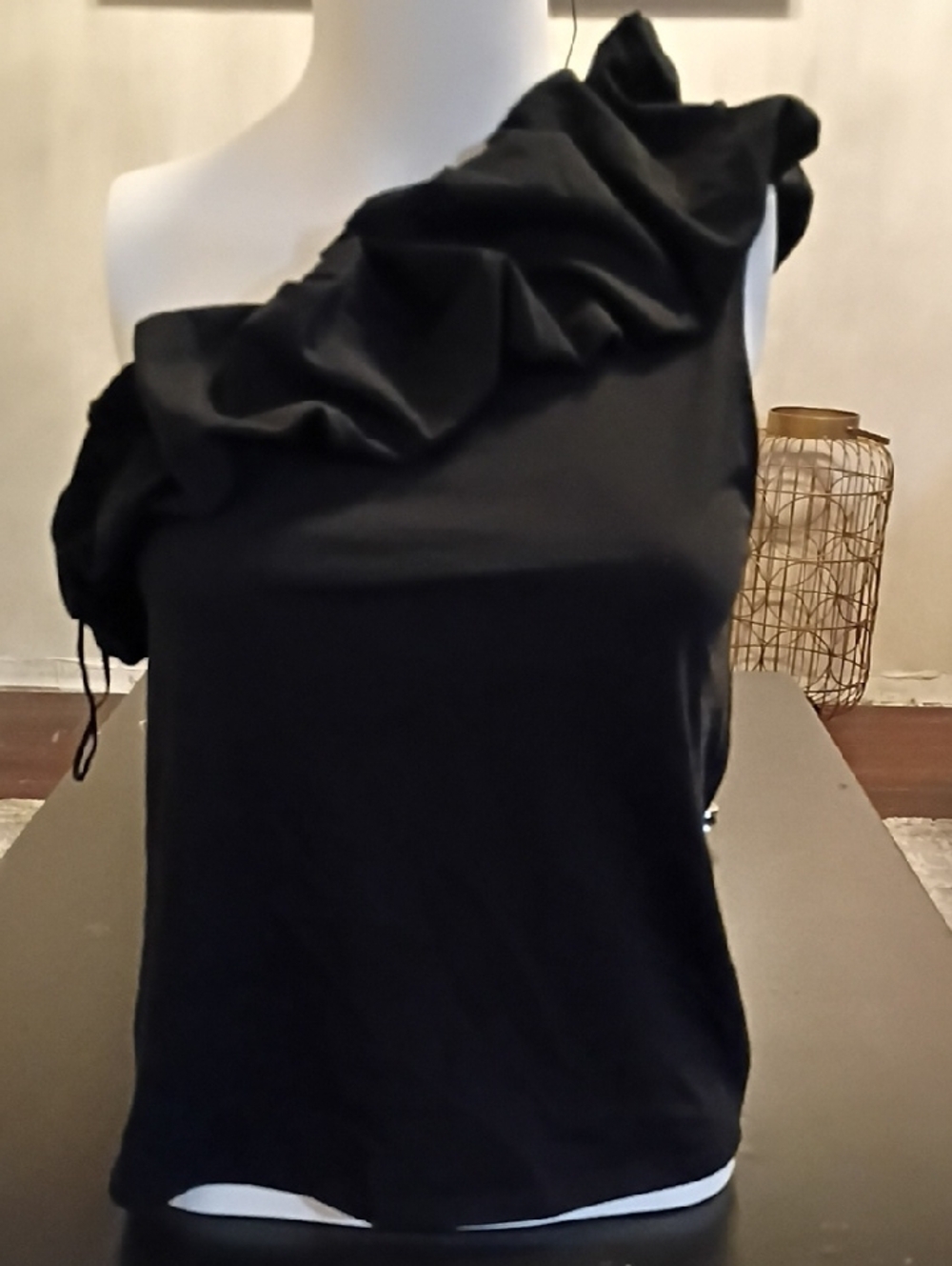 Express Black One-Shoulder Ruffle Top - Picture 2 of 6